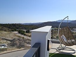 Residencial Breeze 1A by Bookaparadise