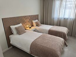 Resort Seascape Villa 8 by Bookaparadise