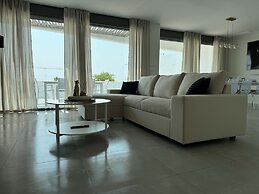 Resort Seascape Villa 8 by Bookaparadise