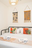 PVH - Stylish 1BR with Study - The Crest