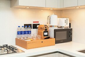 PVH - Stylish 1BR with Study - The Crest