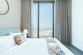 PVH - Stylish 1BR with Study - The Crest