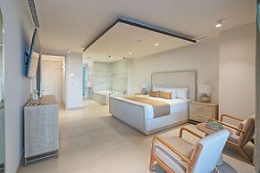 Beachfront Elegance at Las Palomas
