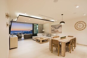 Beachfront Elegance at Las Palomas