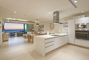 Beachfront Elegance at Las Palomas