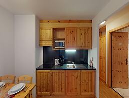 Apartment 100 m From the ski Slope