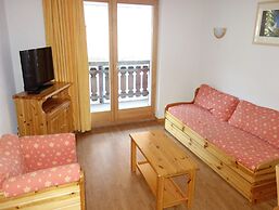 Apartment 100 m From the ski Slope