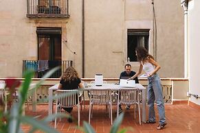 Outsite Barcelona - Work, Connect, Explore