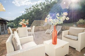 Apartment With Terrace in Assisi