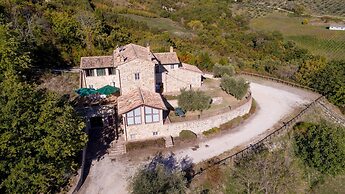 Apartment With Terrace in Assisi