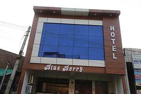 Hotel Blue Berry Agra