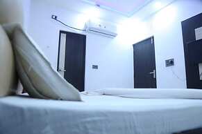 Hotel Blue Berry Agra