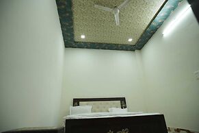 Shri Gauraj Dham Vrindavan