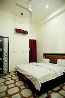 Shri Gauraj Dham Vrindavan