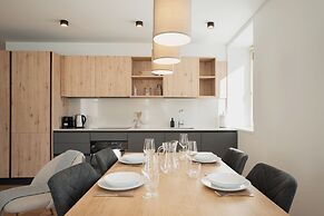 Alpine Apartments