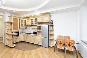 Apartment by Luxe Group HH331
