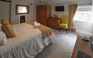 VIaduct Guest House