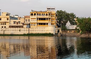 Young Monk Hostel Udaipur - Jaydurg