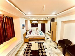 Hotel vrinda palace