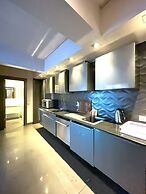 Stylish Apartment with Bosphorus View