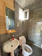 Wooden House Tsunda