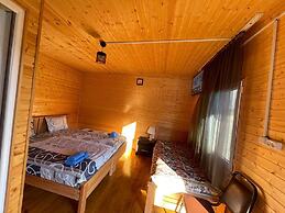 Wooden House Tsunda