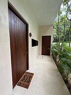 Great 3 Bedroom Apartment and Private Pool!