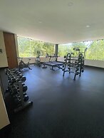 Great 3 Bedroom Apartment and Private Pool!