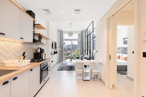 Dubai Hills Sleeps 4 in a Great Location