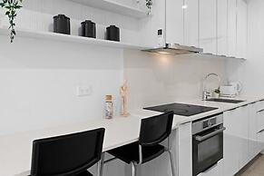 A Modern Beach Studio, 5min Walk to Bondi Beach