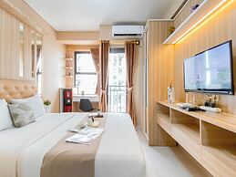 Warm Contemporary Studio Apartment At Transpark Cibubur