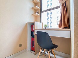 Warm Contemporary Studio Apartment At Transpark Cibubur