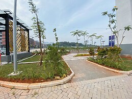 Simple And Bright 3Br At Meikarta Apartment