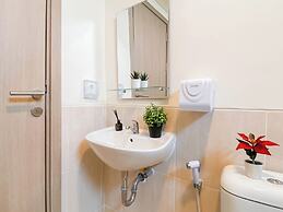 Simple And Bright 3Br At Meikarta Apartment