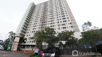 Simple Space Studio At Belmont Residence Puri Apartment
