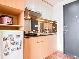 Contemporary Studio Loft Apartment At Park View Condominium