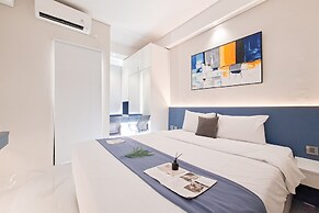 Minimalist Functional Studio At Transpark Bintaro Apartment