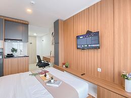 Wooden Space Studio At Meikarta Apartment
