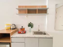 Basic Look Studio At Patraland Urbano Apartment