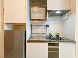 Basic Studio At Apartment Woodland Park Residence