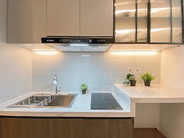 Modern Minimalist Studio Apartment At Collins Boulevard