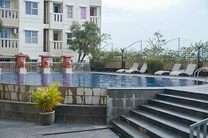 Cozy Studio (No Kitchen) At Belmont Residence Puri Apartment