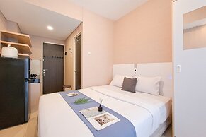 Warm Studio At Serpong Garden Apartment