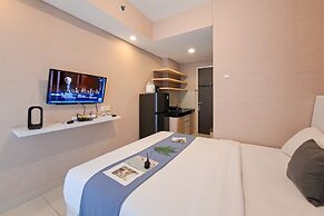 Warm Studio At Serpong Garden Apartment