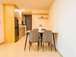 Spacious Warm 2Br At Apartment Meikarta