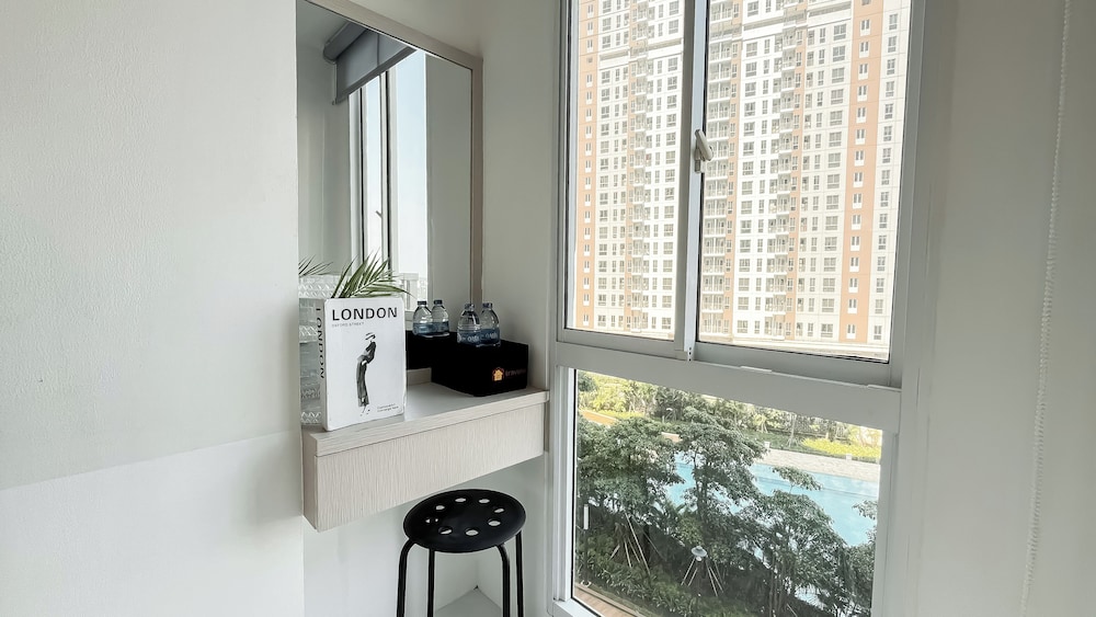 Small Minimalist Studio Apartment At Tokyo Riverside Pik 2