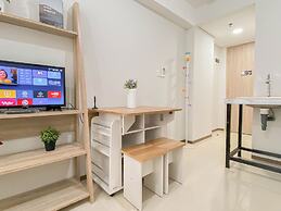 Modern Minimalist With Wooden Touch Studio At Apartment Meikarta