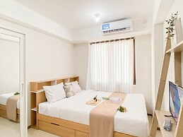 Modern Minimalist With Wooden Touch Studio At Apartment Meikarta