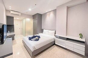 Minimalist Look Studio Apartment At Art Deco