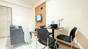 Basic 2Br Apartment At Green Palm Residence